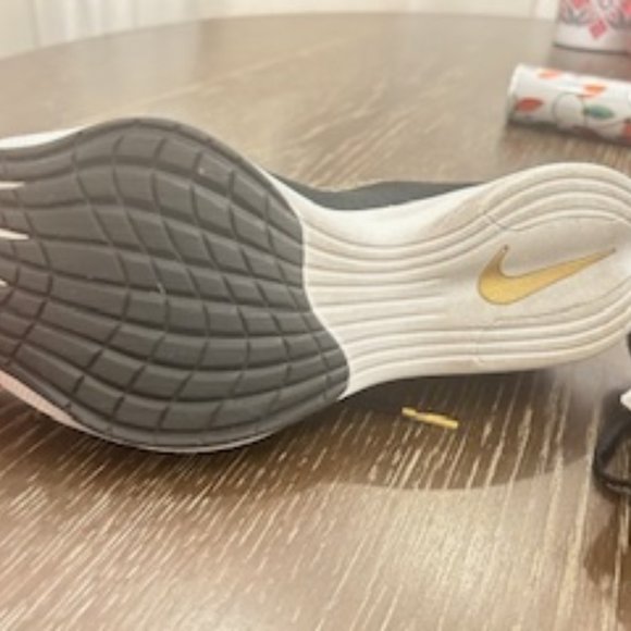 Nike ZoomX Vaporfly Next% 2 Womens size 8 - Picture 14 of 16